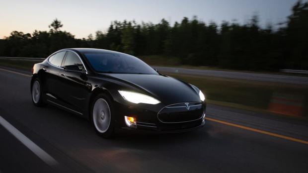 Black Tesla